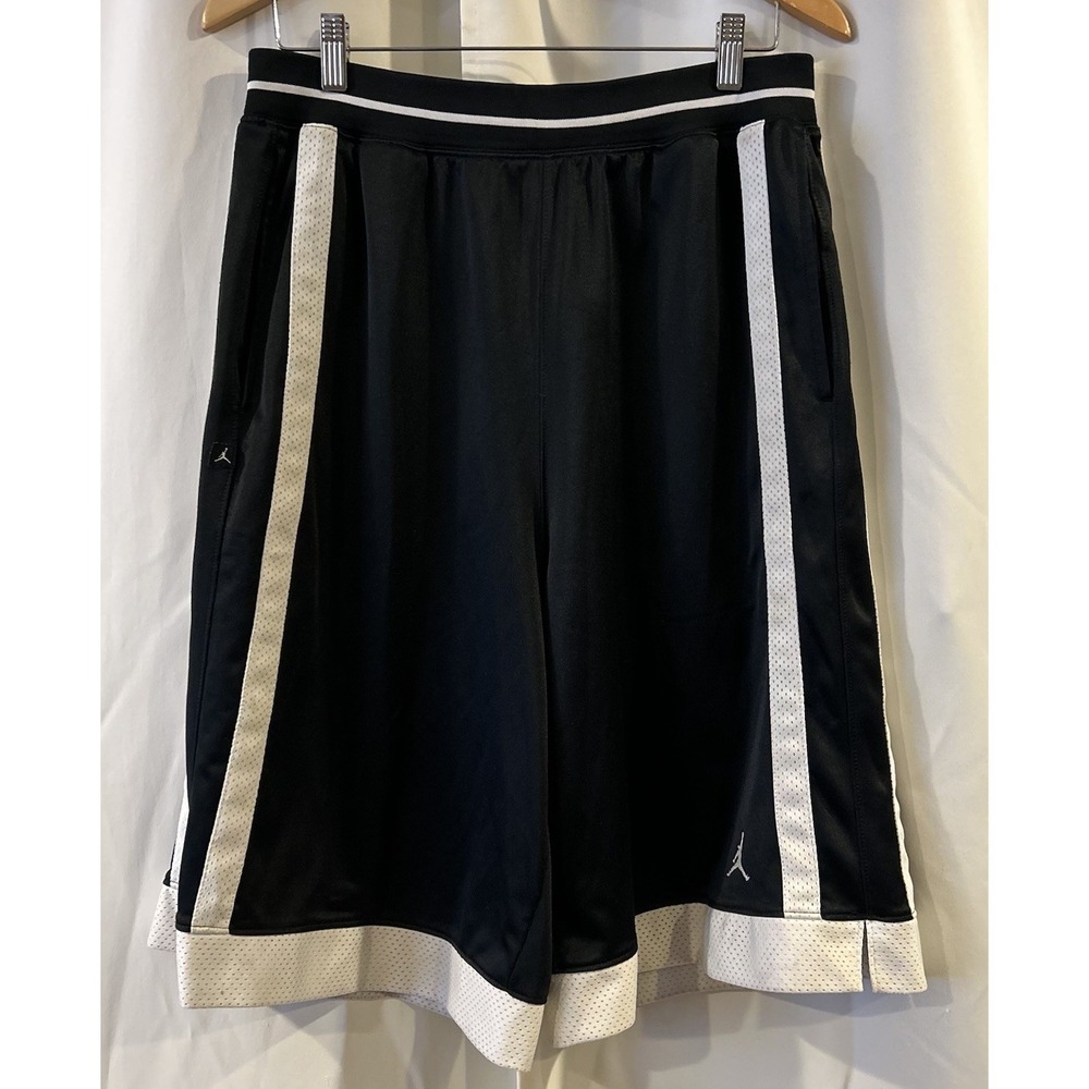 Nike Air Jordan Basketball Short Black Men's‎ Size Large VTG Silky Shiny Dazzle